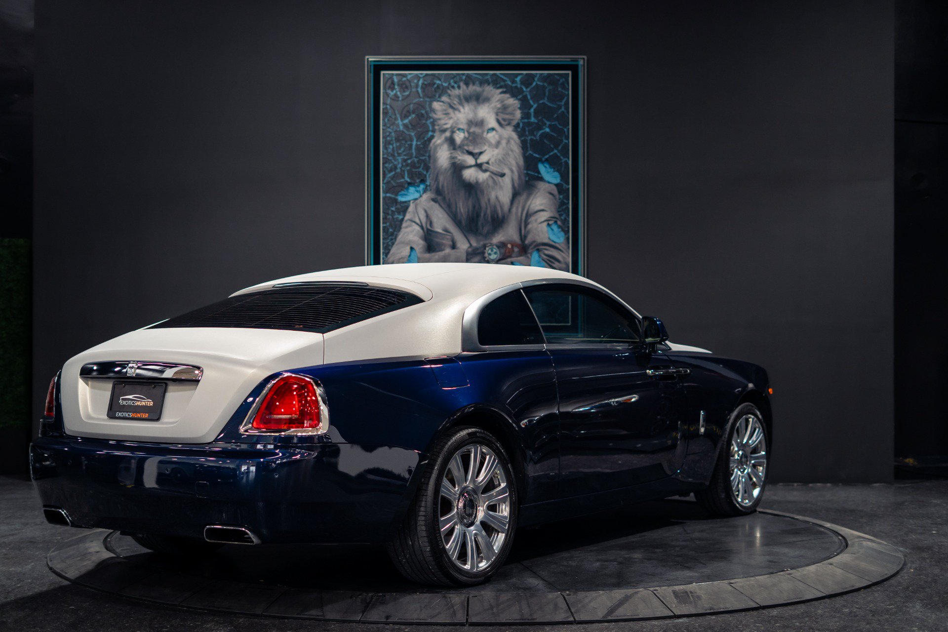Used 2014 Rolls-Royce Wraith RWD image 5