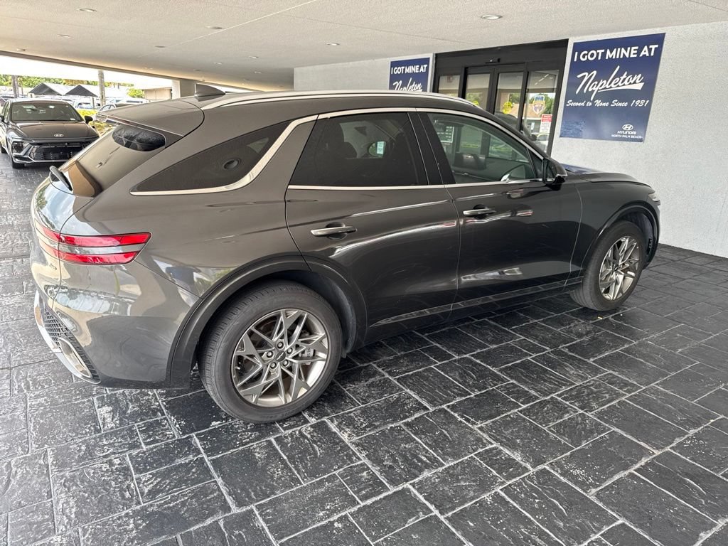 Used 2025 Genesis GV70 2.5T AWD/4WD image 17