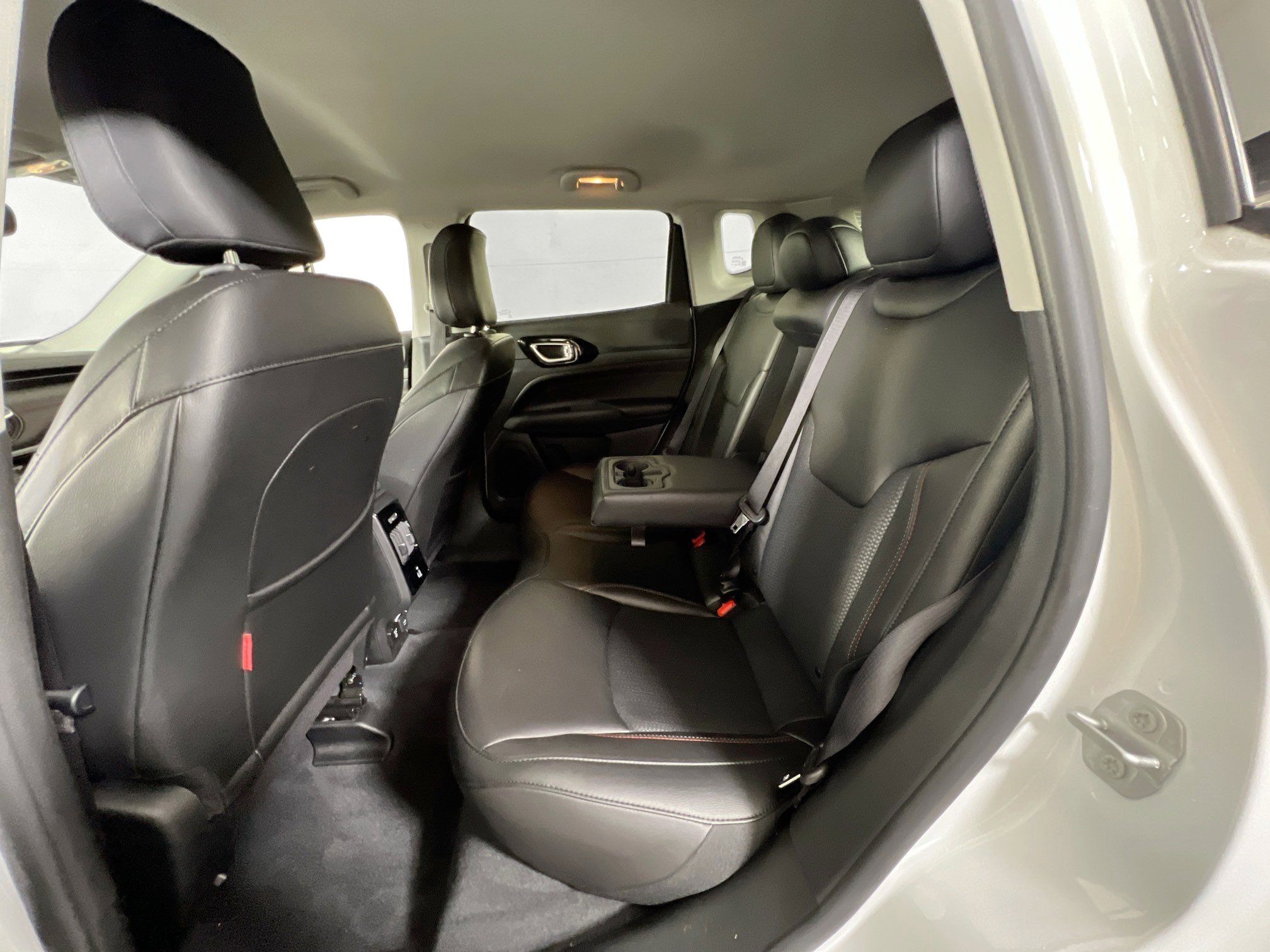 Used 2022 Jeep Compass Trailhawk w/ Trailhawk Convenience Group image 22