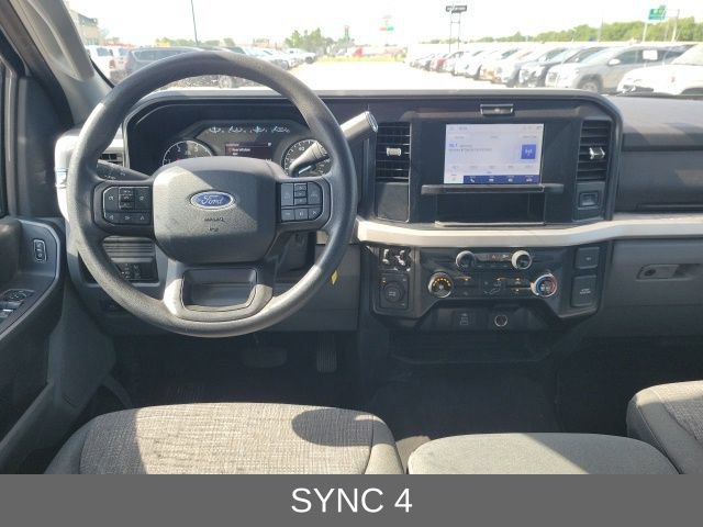 Used 2025 Ford F250 XLT AWD/4WD image 4