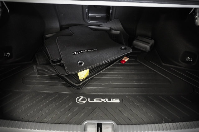 Certified 2025 Lexus ES 350 w/ Premium Package FWD image 23