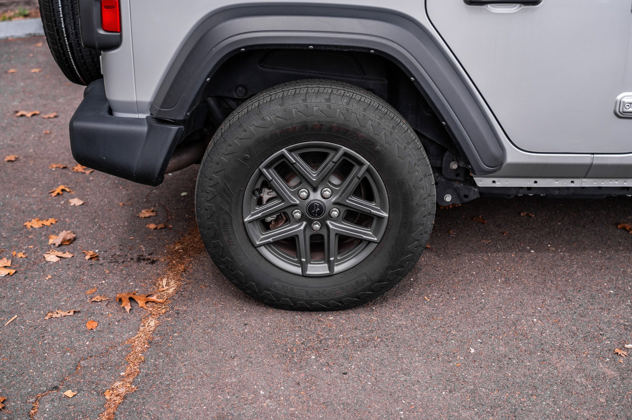 Used 2024 Jeep Wrangler Sport S image 6
