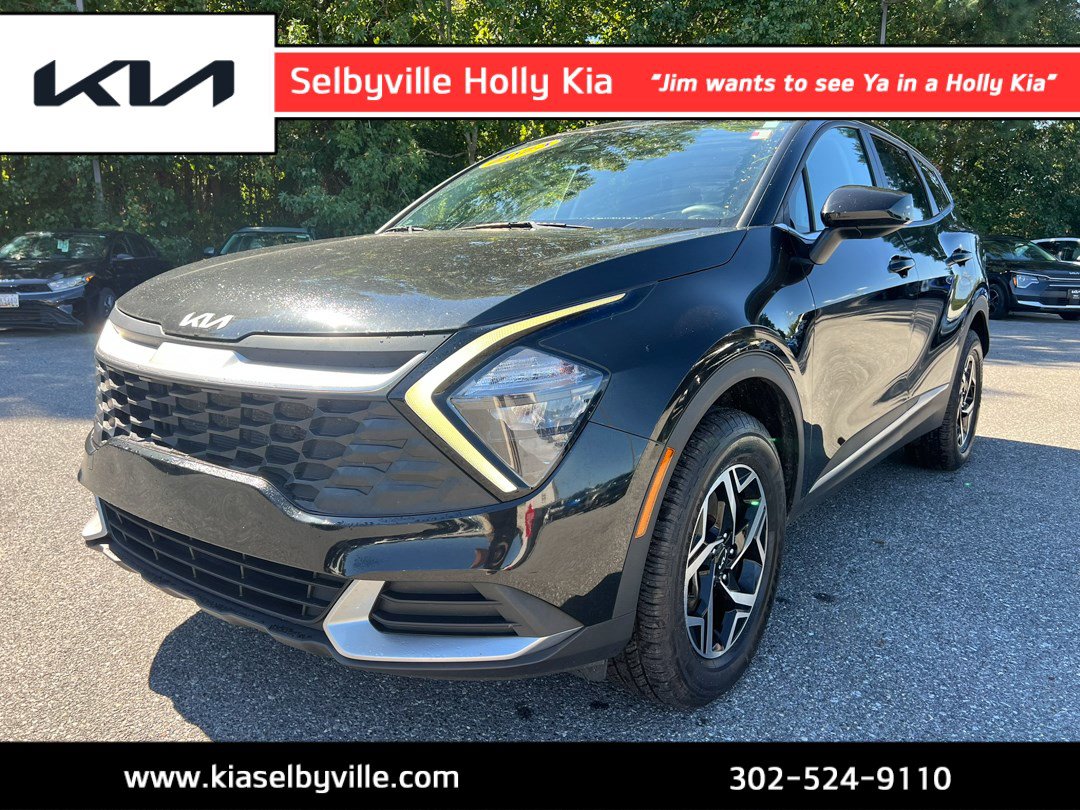 Certified 2023 Kia Sportage LX image 1