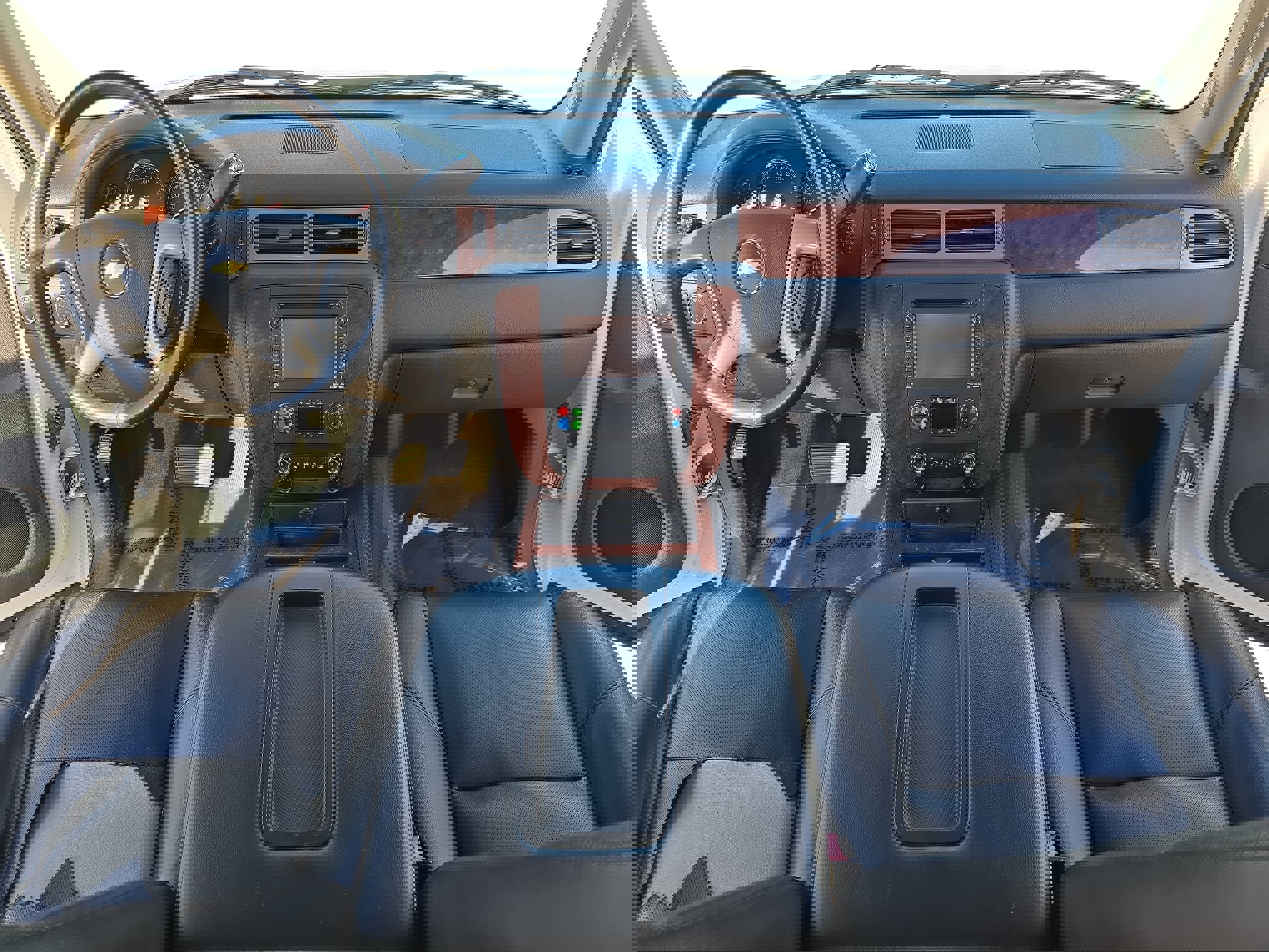 Used 2013 Chevrolet Tahoe LTZ image 9