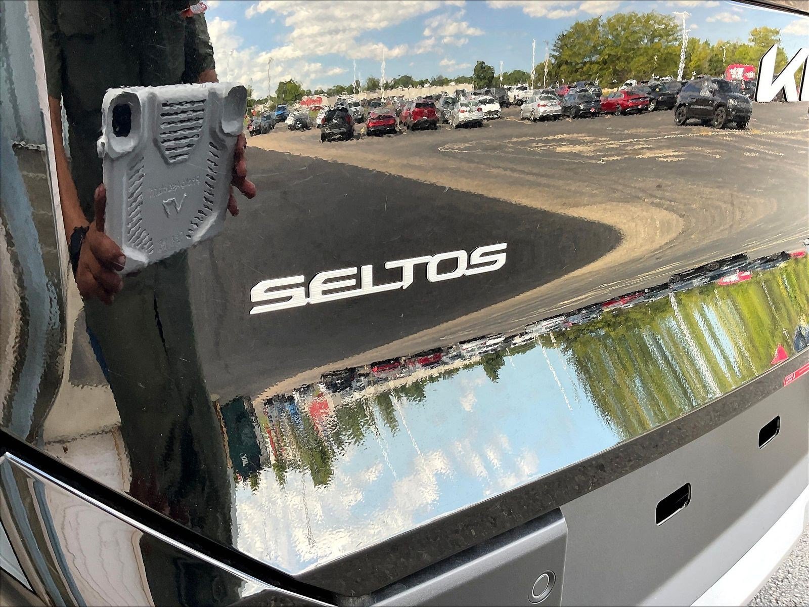 New 2027 Kia Seltos LX AWD/4WD image 14