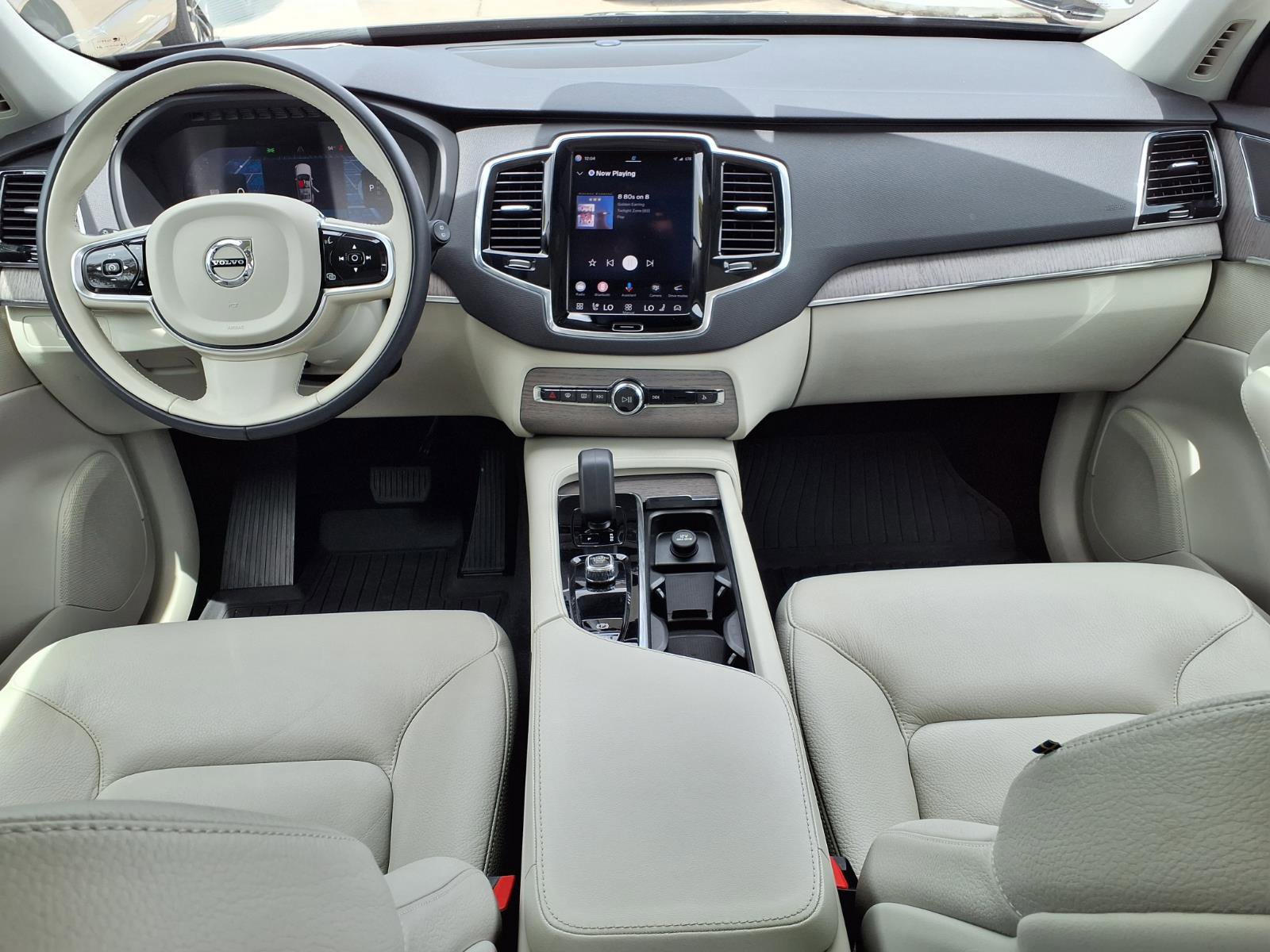 Certified 2023 Volvo XC90 B6 Plus w/ Protection Package Premier AWD/4WD image 17