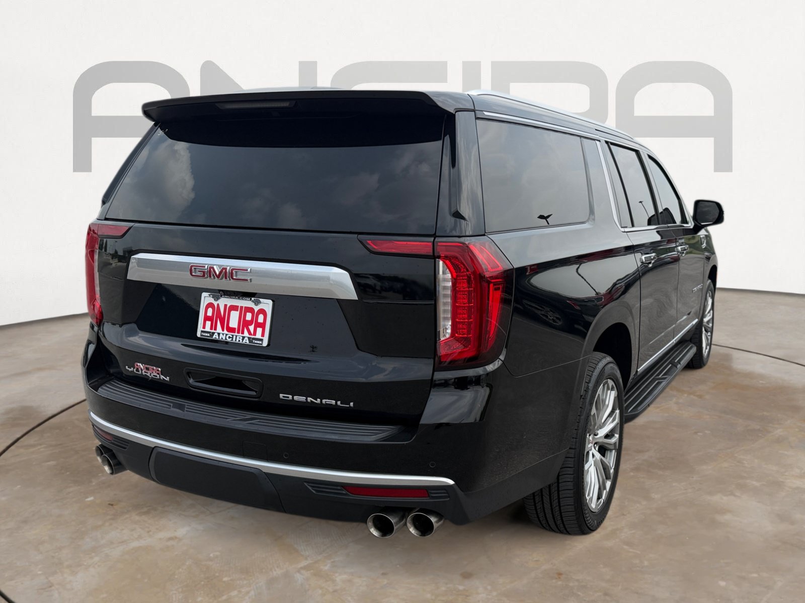 Used 2024 GMC Yukon XL Denali w/ Advanced Technology Package RWD image 14