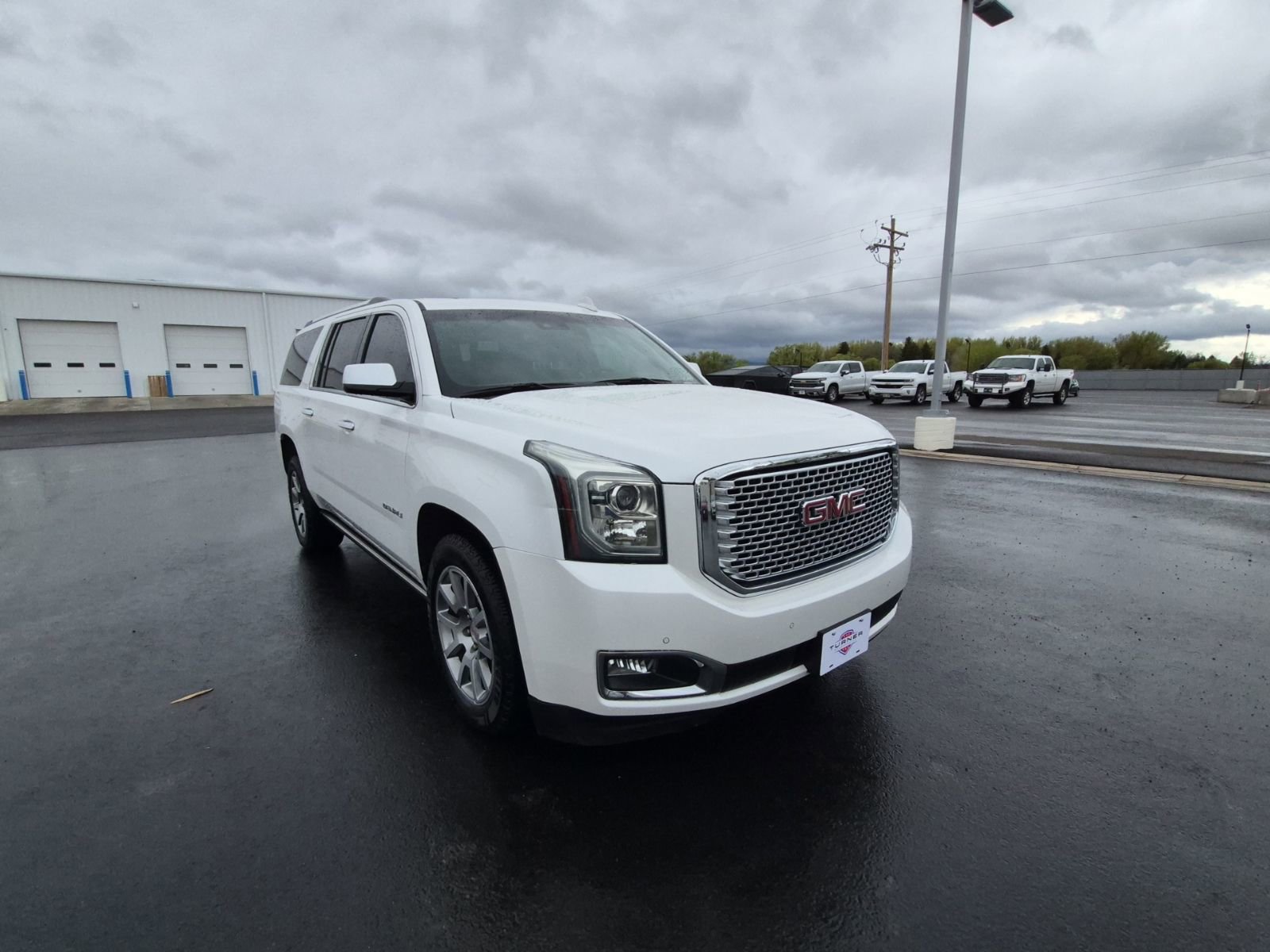 Used 2017 GMC Yukon XL Denali w/ Open Road Package image 1