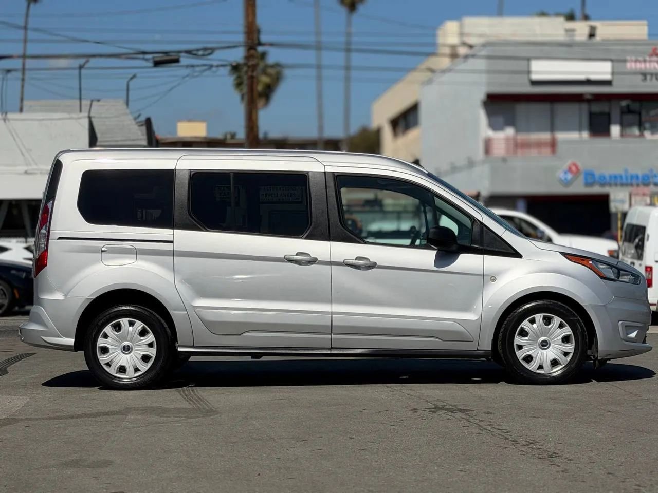 Used 2019 Ford Transit Connect XLT image 17