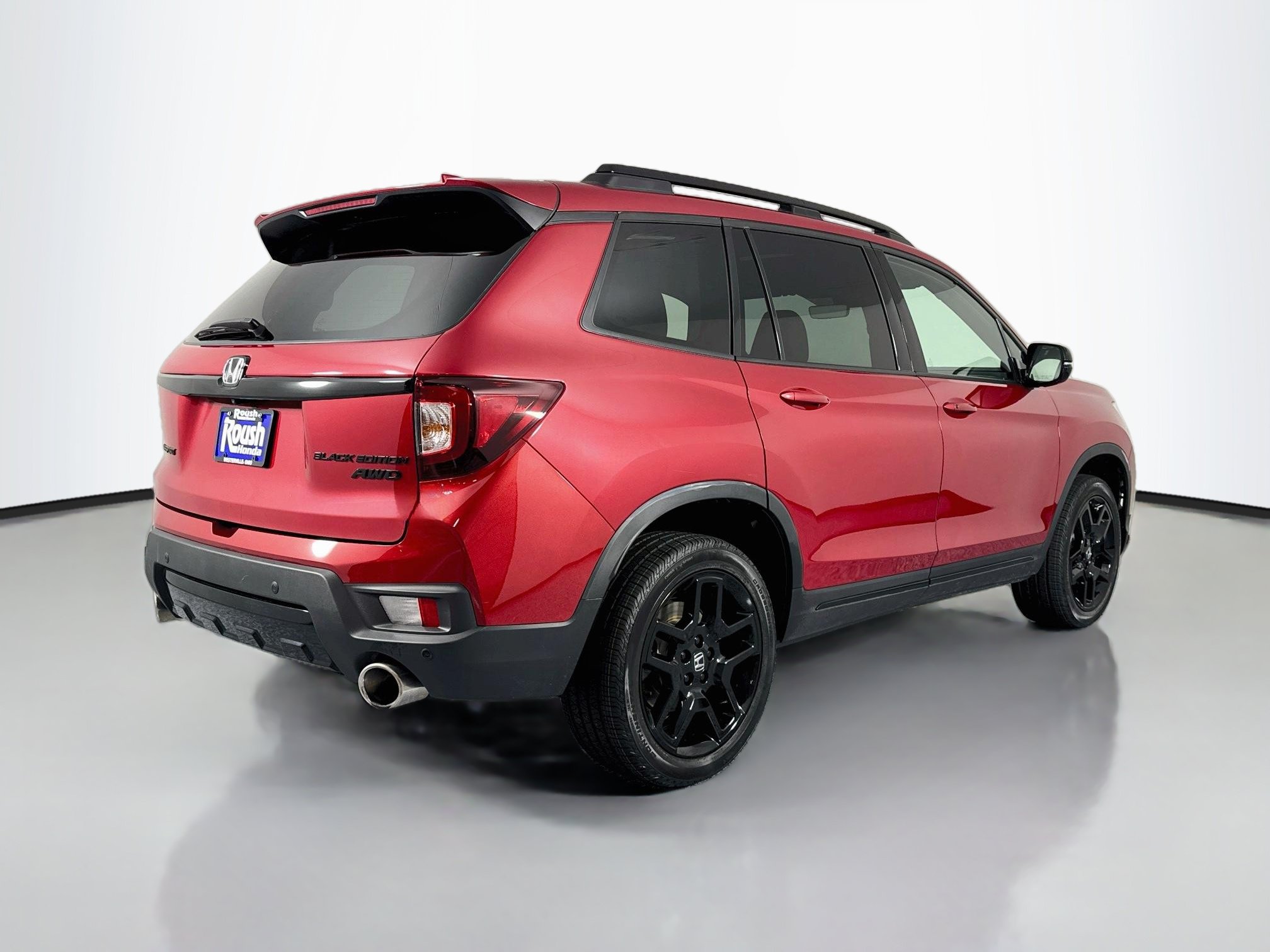 Certified 2024 Honda Passport Black Edition image 5