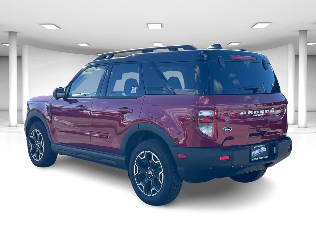 Used 2025 Ford Bronco Sport Outer Banks w/ Outer Banks Tech Package+ AWD/4WD image 3