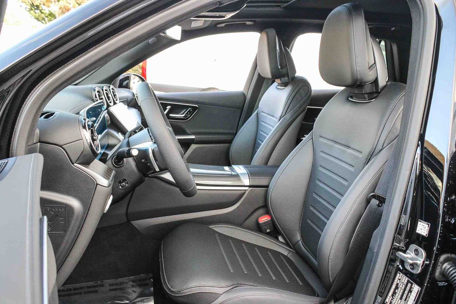 New 2026 Mercedes-Benz GLC 300 4MATIC image 14