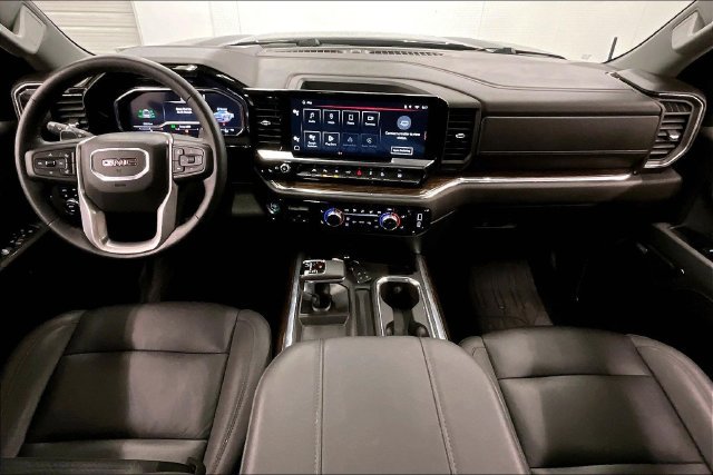 Used 2024 GMC Sierra 1500 Elevation w/ Elevation Premium Package AWD/4WD image 18