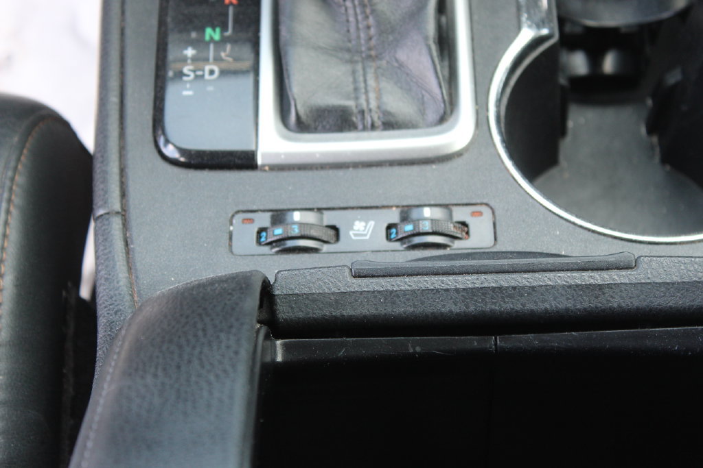 Used 2014 Toyota Highlander Limited FWD image 22