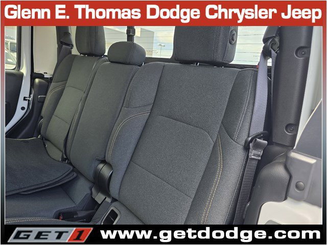 Certified 2025 Jeep Gladiator Willys image 28