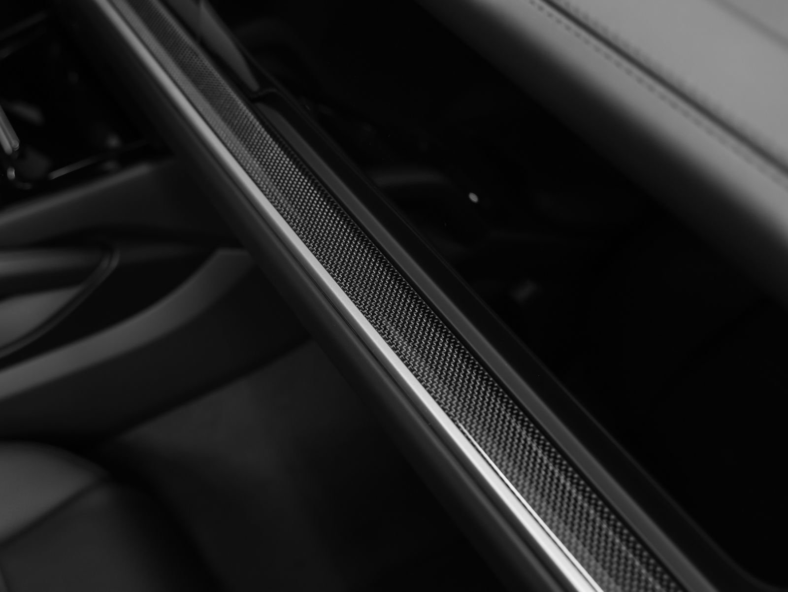 New 2026 Porsche Cayenne E-Hybrid Coupe AWD/4WD image 26