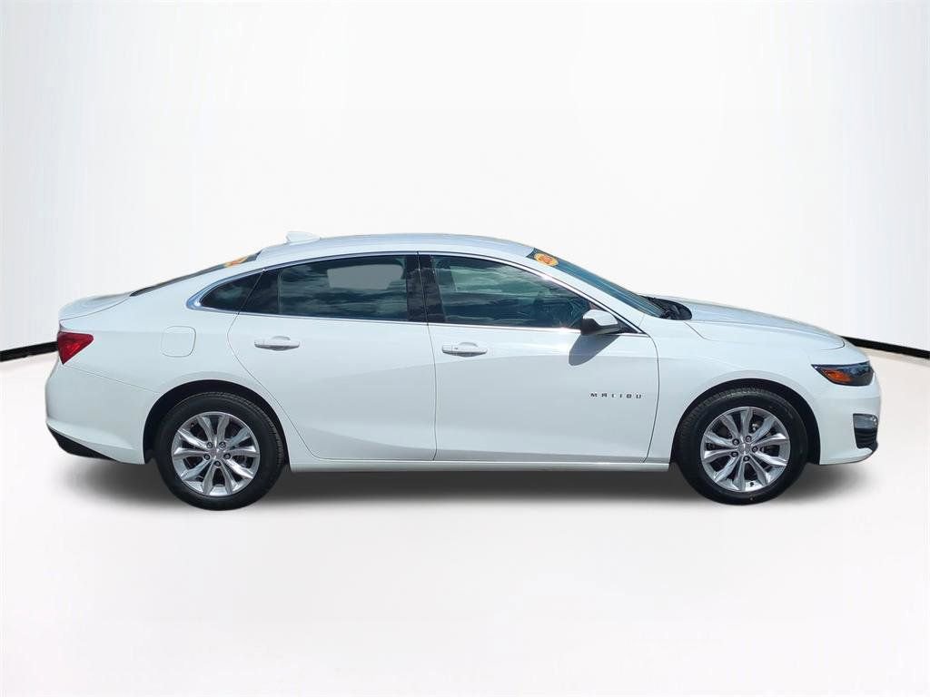 Used 2024 Chevrolet Malibu LT image 4