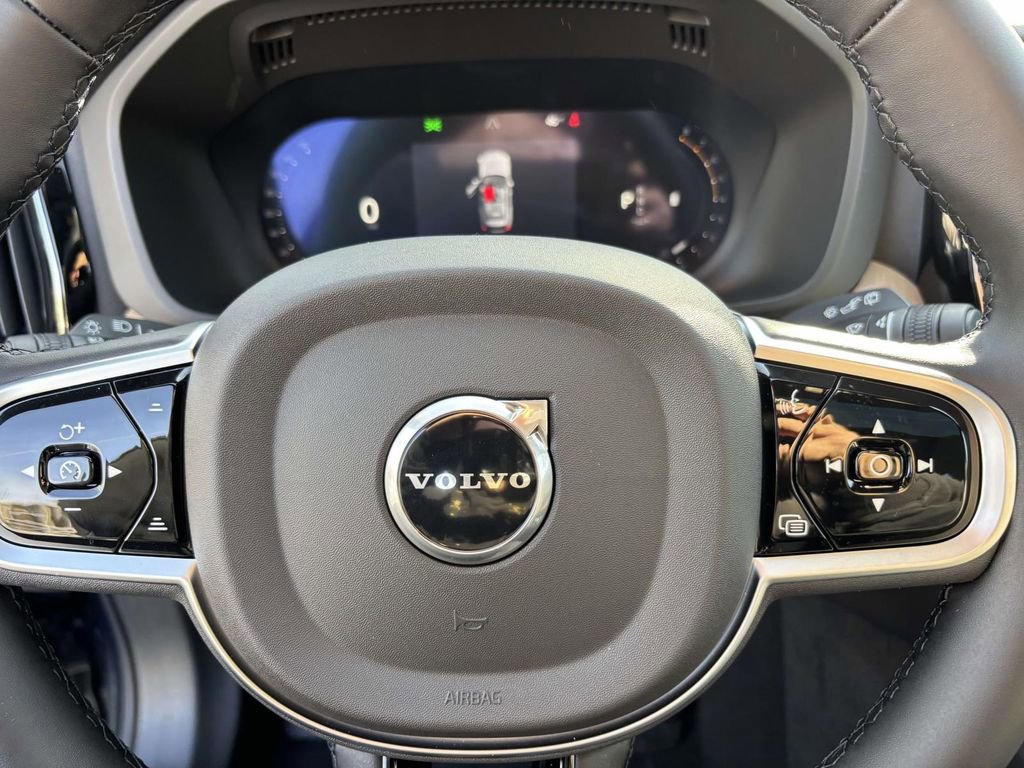 New 2026 Volvo XC60 B5 Plus w/ Protection Package Premier image 15