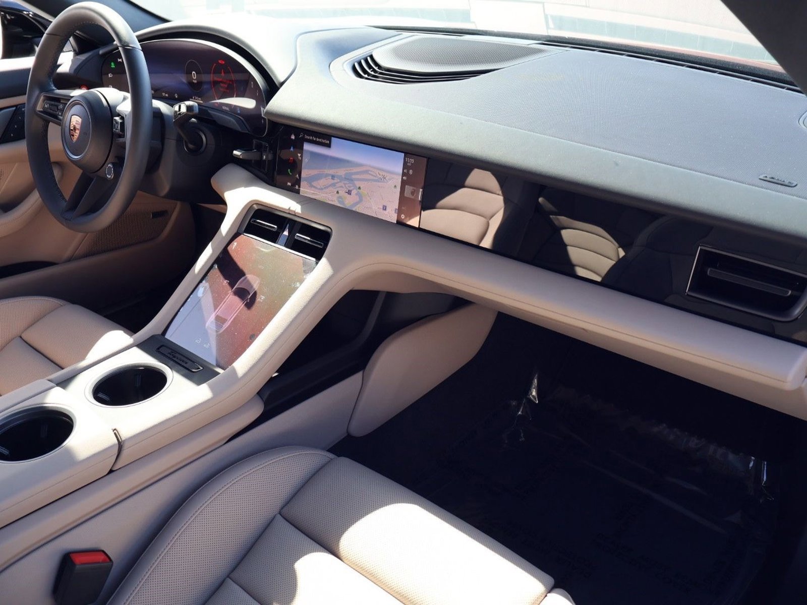 New 2026 Porsche Taycan image 25
