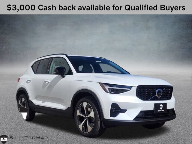 New 2026 Volvo XC40 B5 Plus w/ Protection Package Premier