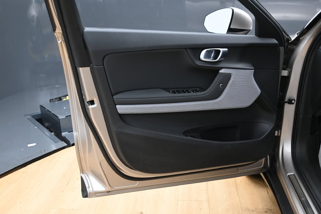 Used 2024 Polestar Polestar 2 AWD/4WD image 28