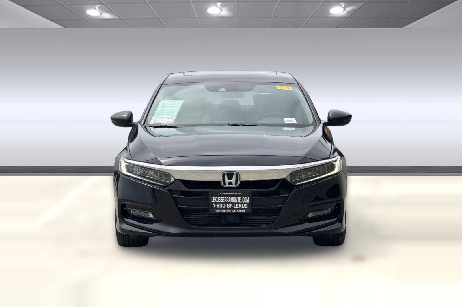 Used 2018 Honda Accord Touring image 5