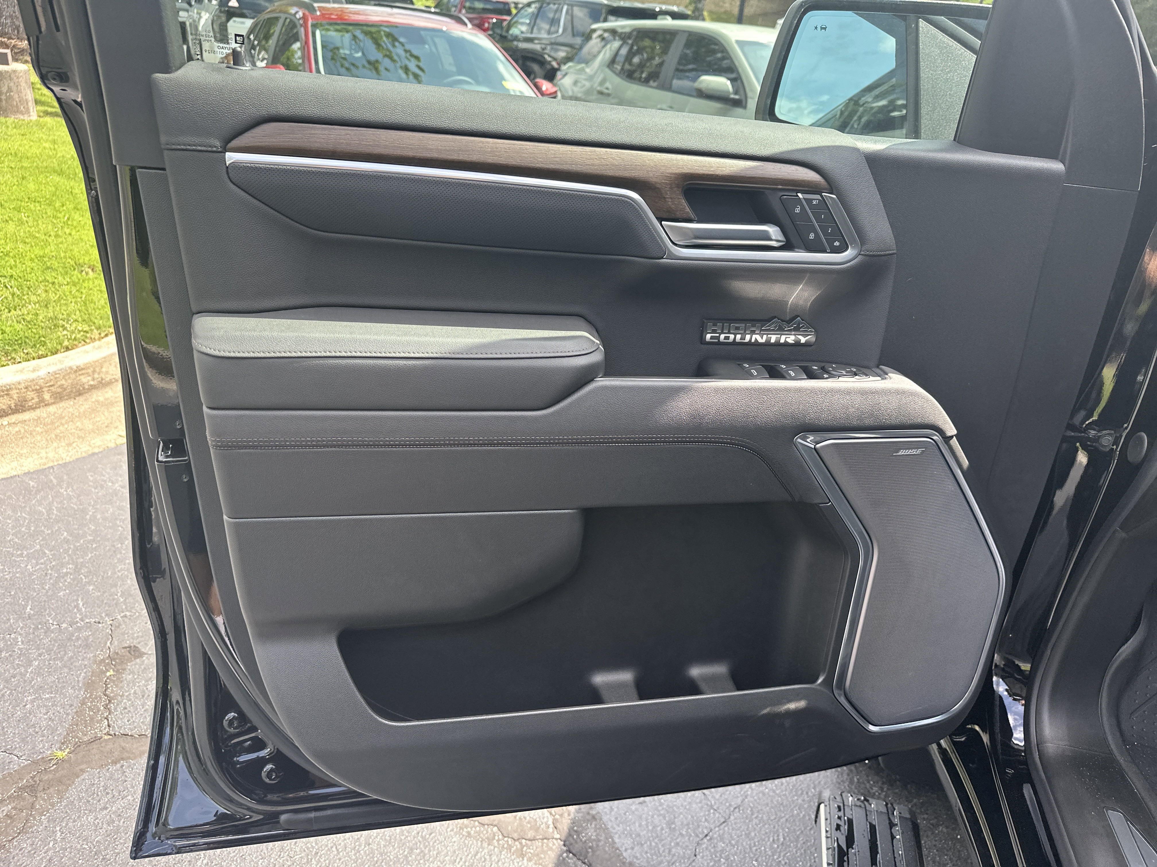 New 2025 Chevrolet Silverado 1500 High Country image 11