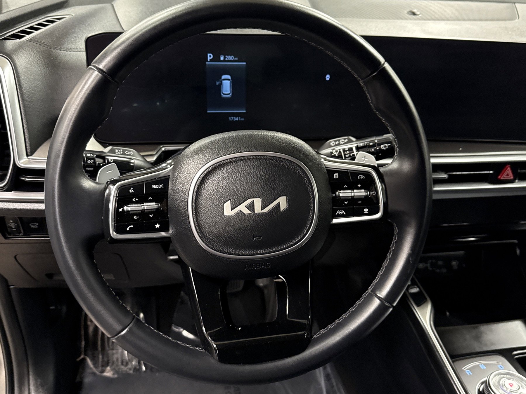 Used 2025 Kia Sorento EX w/ EX Panoramic Sunroof Package image 7