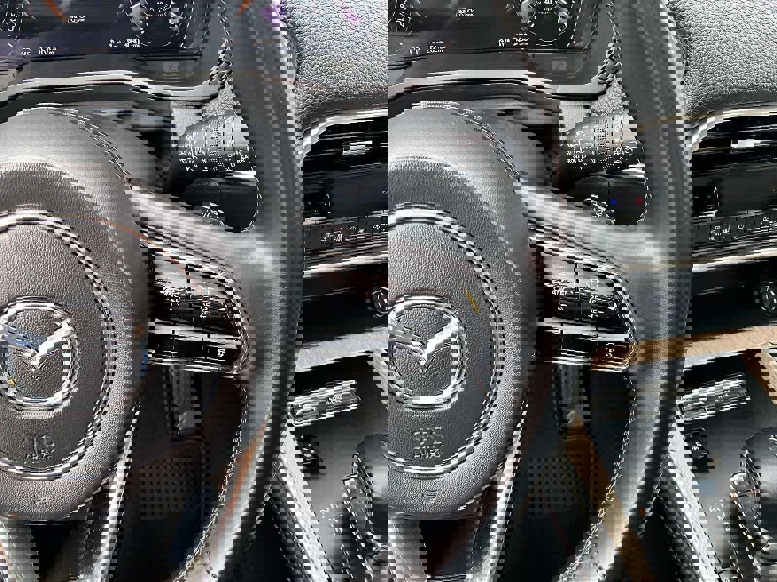 Used 2024 MAZDA CX-90 Plug-In Hybrid w/ Preferred image 25