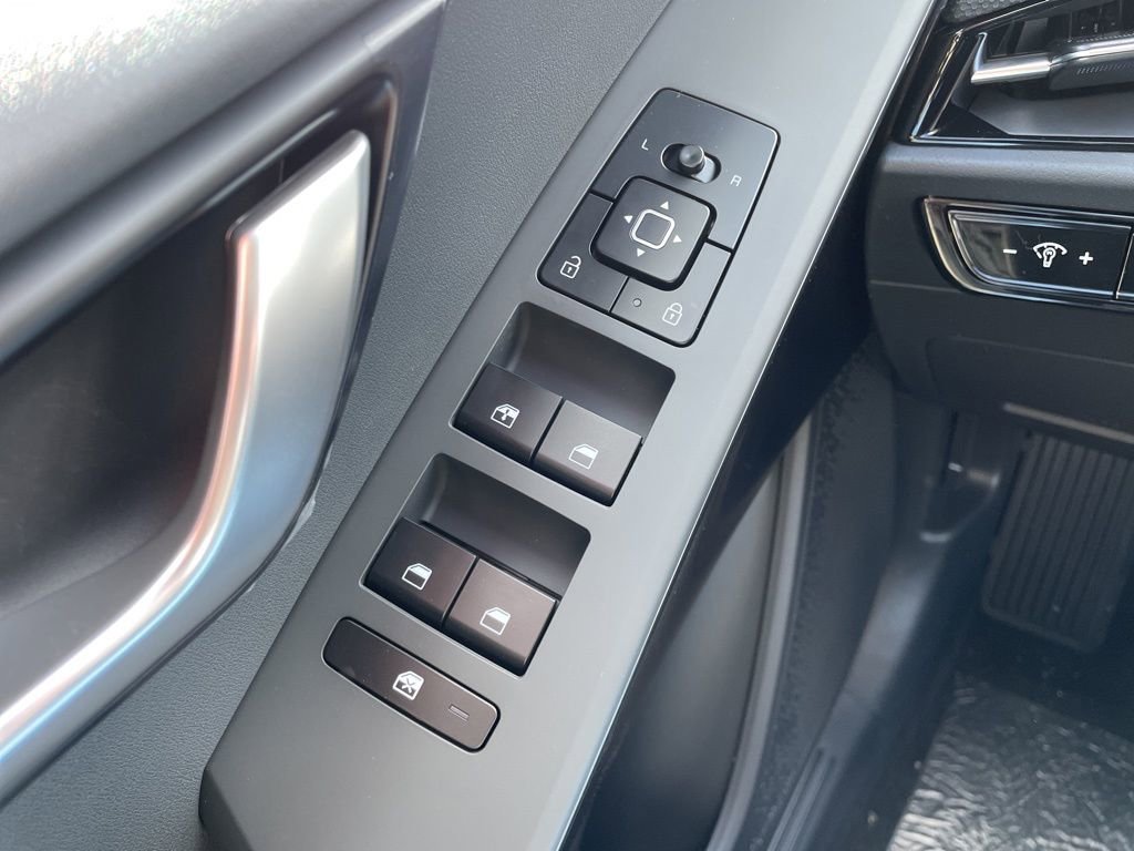 New 2026 Kia Niro LX FWD image 22