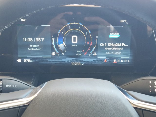 Used 2026 Chevrolet Equinox LT FWD image 7