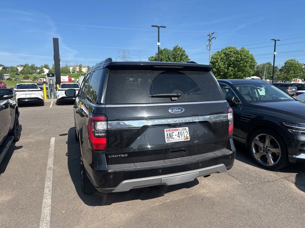 Used 2020 Ford Expedition Limited w/ Equipment Group 302A AWD/4WD image 11