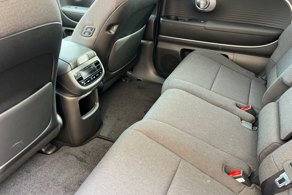 New 2026 Hyundai Ioniq 9 SE image 10