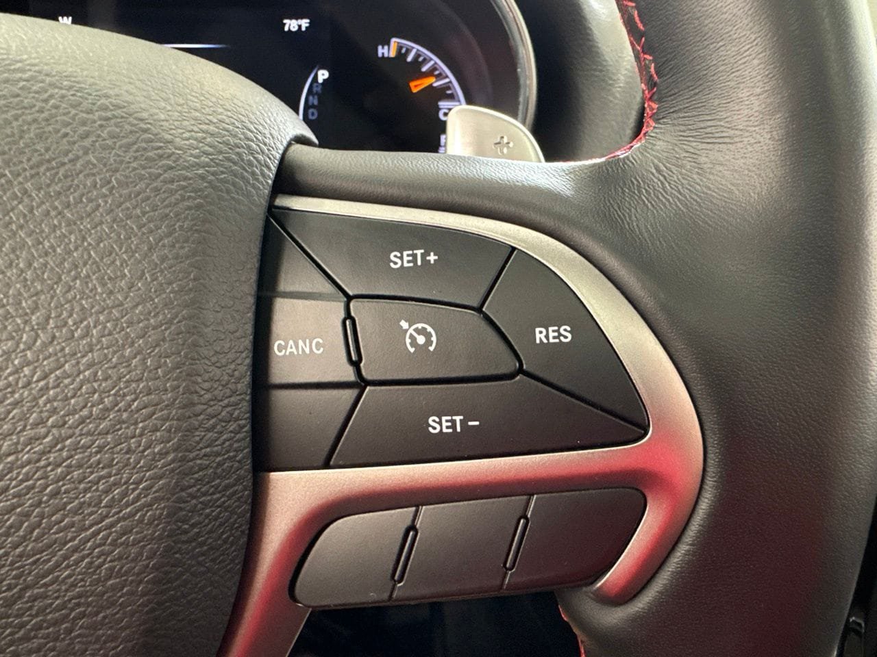 Used 2021 Jeep Grand Cherokee Trailhawk w/ Premium Lighting Group AWD/4WD image 21