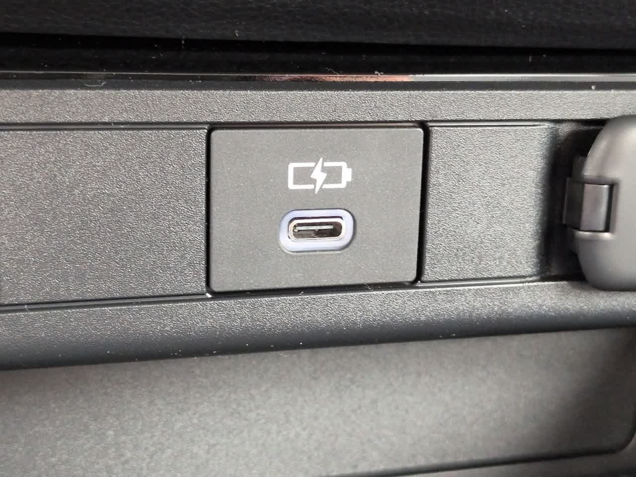 New 2026 Toyota Prius LE FWD image 20