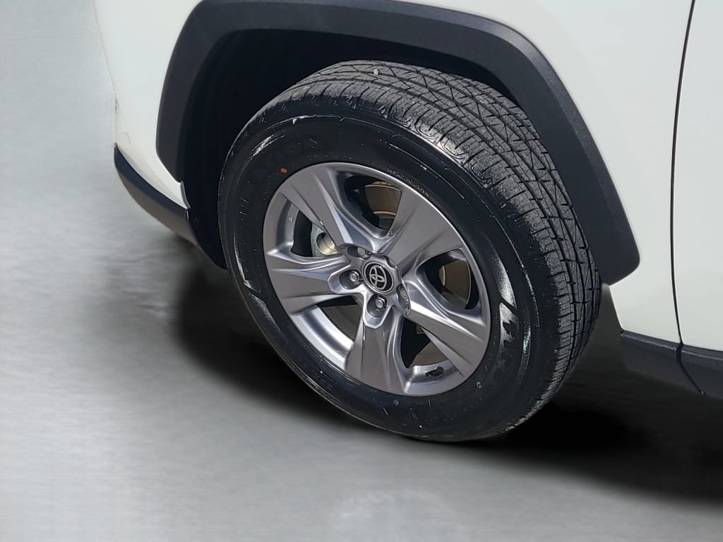Certified 2025 Toyota RAV4 XLE AWD/4WD image 24