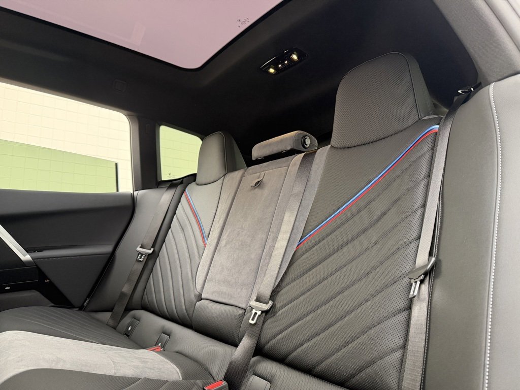 New 2026 BMW iX xDrive45 w/ M Sport Package image 37