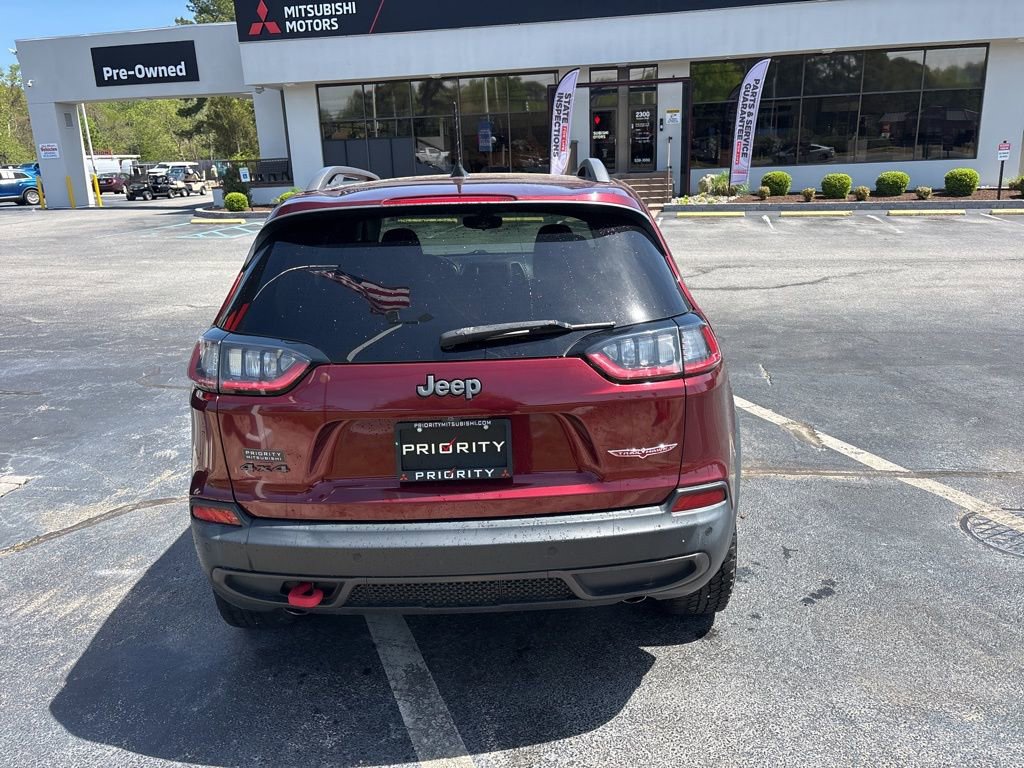 Used 2019 Jeep Cherokee Trailhawk w/ Cold Weather Group AWD/4WD image 6