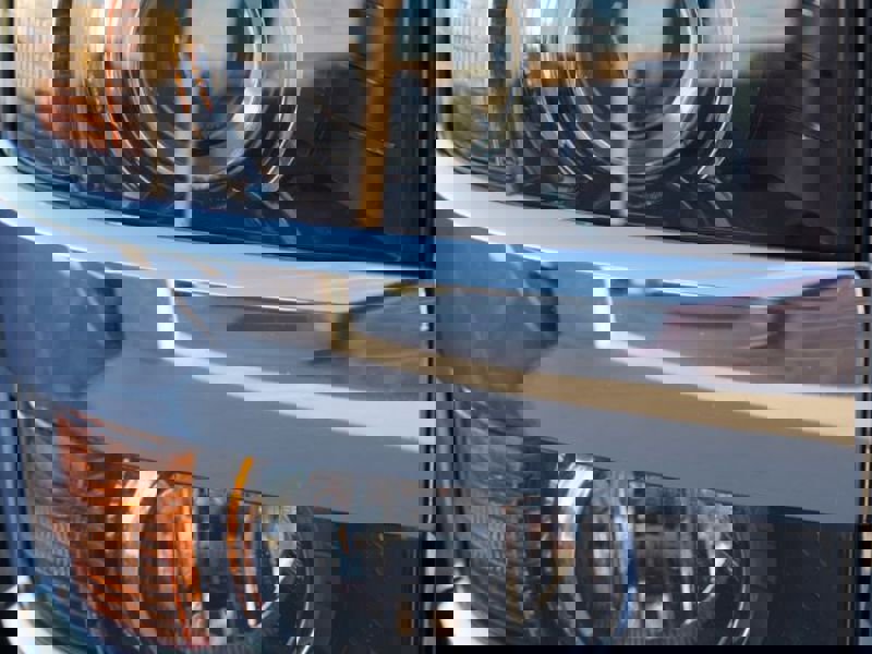 Used 2018 Chevrolet Silverado 3500 High Country image 11