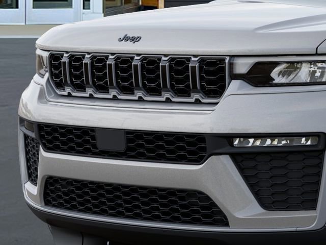 New 2026 Jeep Grand Cherokee Limited image 11