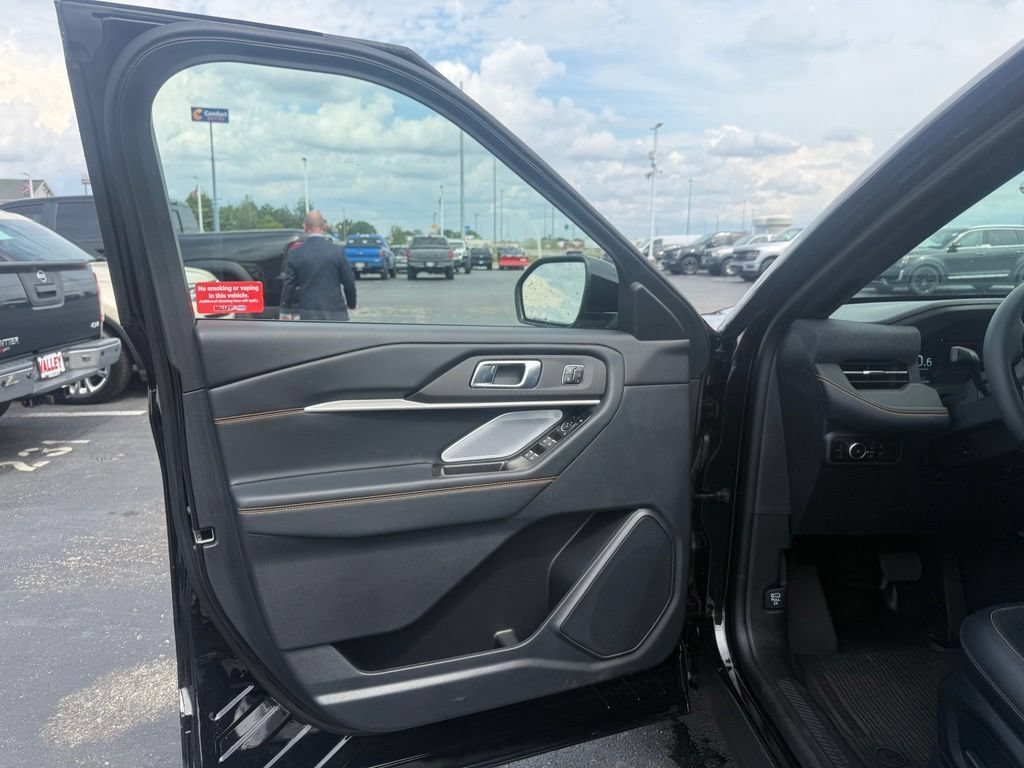 New 2026 Ford Explorer Tremor w/ Tremor Ultimate Package AWD/4WD image 13