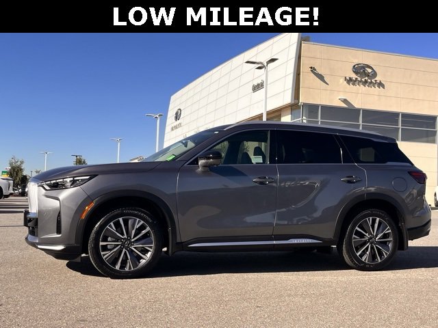 Certified 2026 INFINITI QX60 Luxe w/ Cargo Package image 2