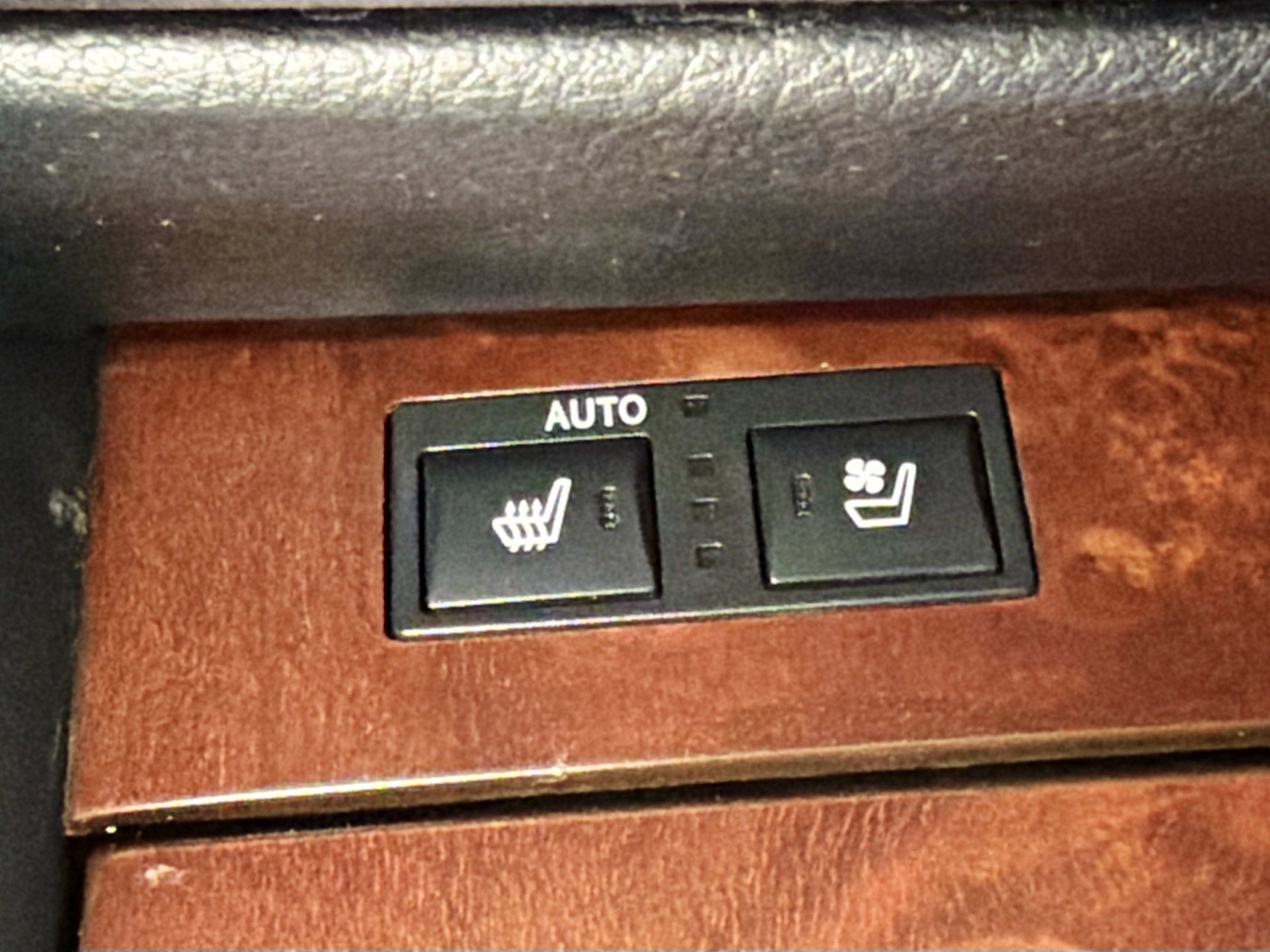 Used 2015 Lexus GS 350 AWD w/ Premium Package image 26