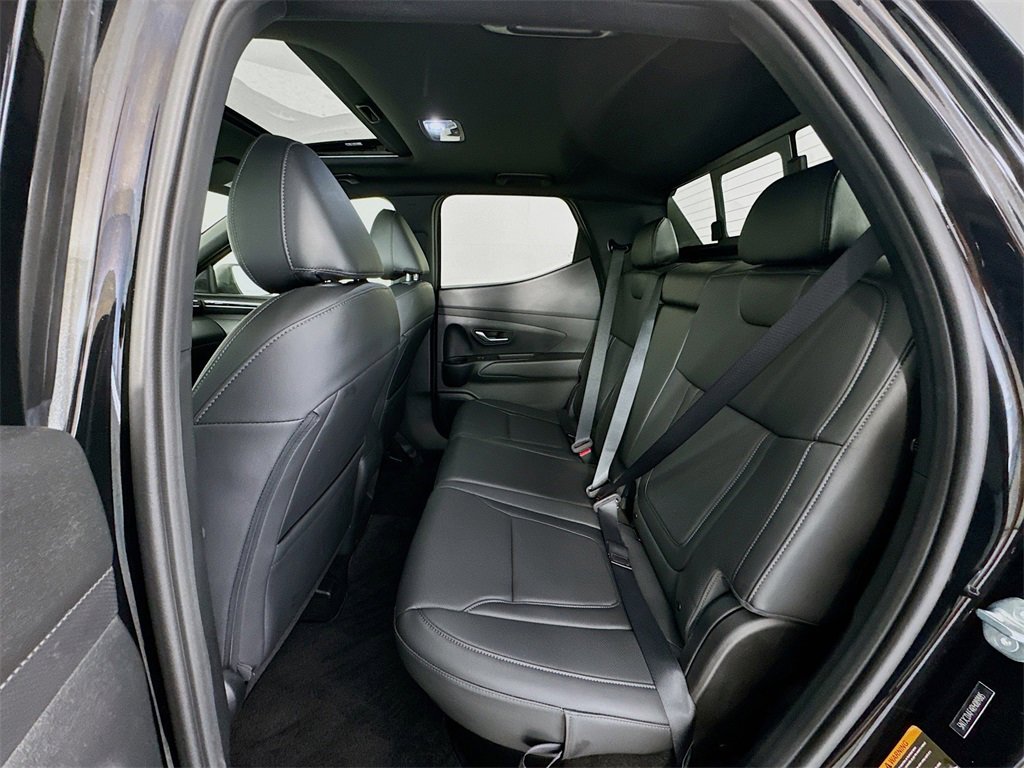 Used 2024 Hyundai Santa Cruz Night image 25