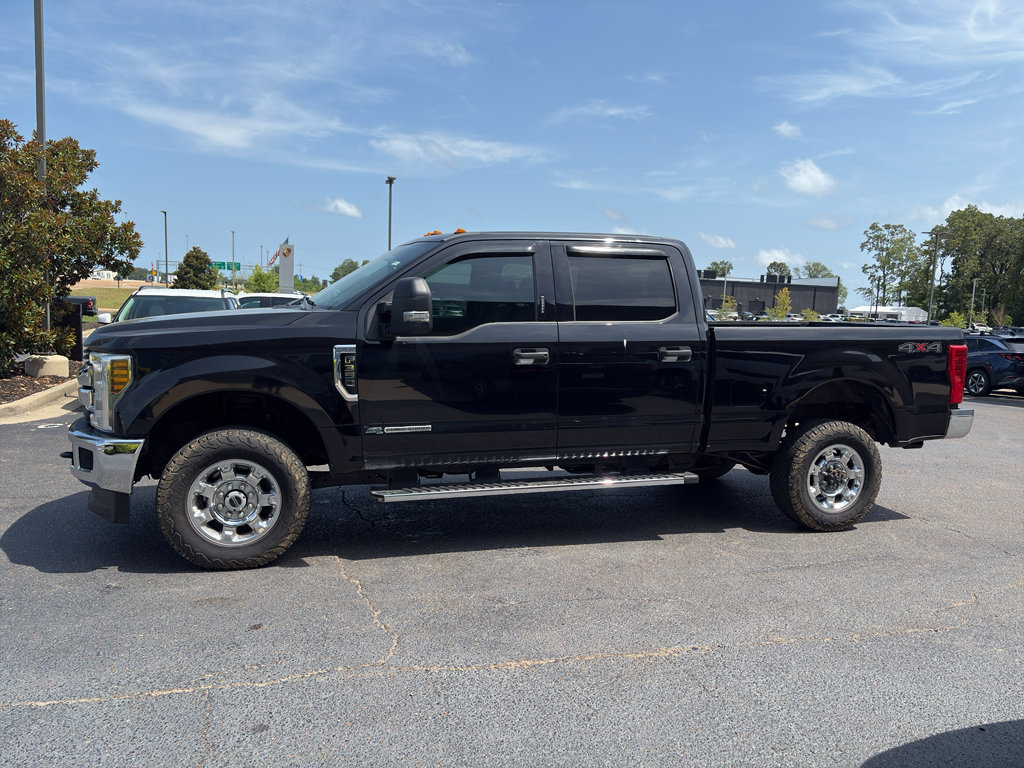 Used 2019 Ford F350 XLT w/ XLT Value Package AWD/4WD image 8