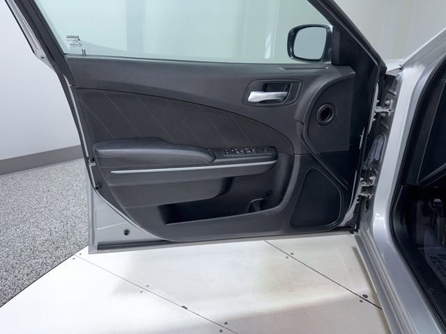 Used 2021 Dodge Charger SXT image 9