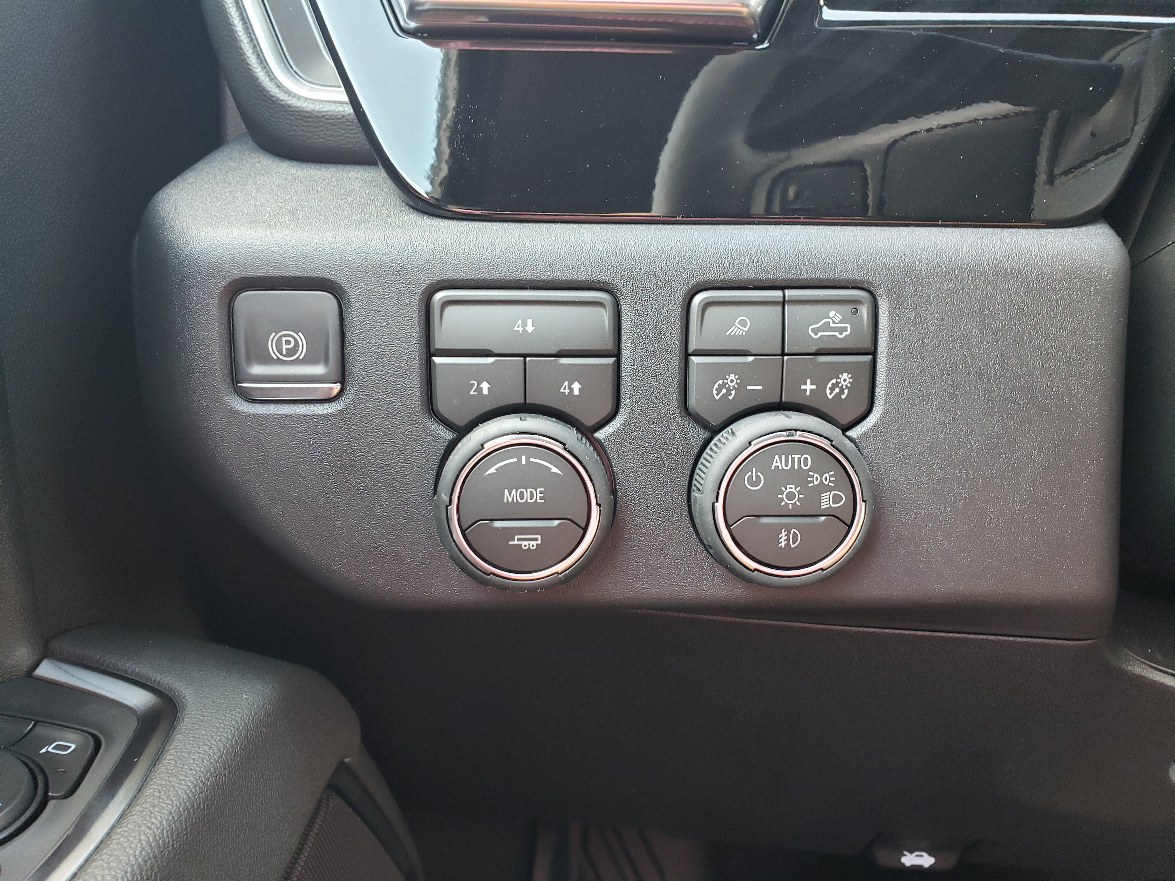 New 2026 Chevrolet Silverado 2500 LT w/ Trail Boss Package AWD/4WD image 14