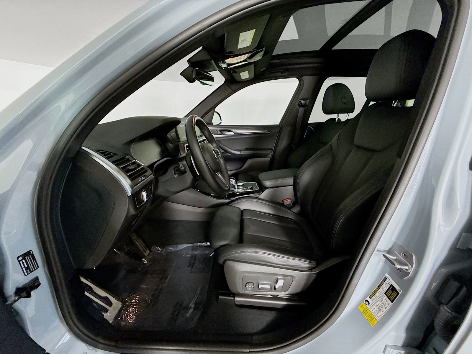 Certified 2023 BMW X3 sDrive30i w/ M Sport Package image 21