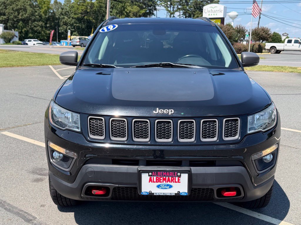 Used 2019 Jeep Compass Trailhawk w/ Cold Weather Group AWD/4WD image 9