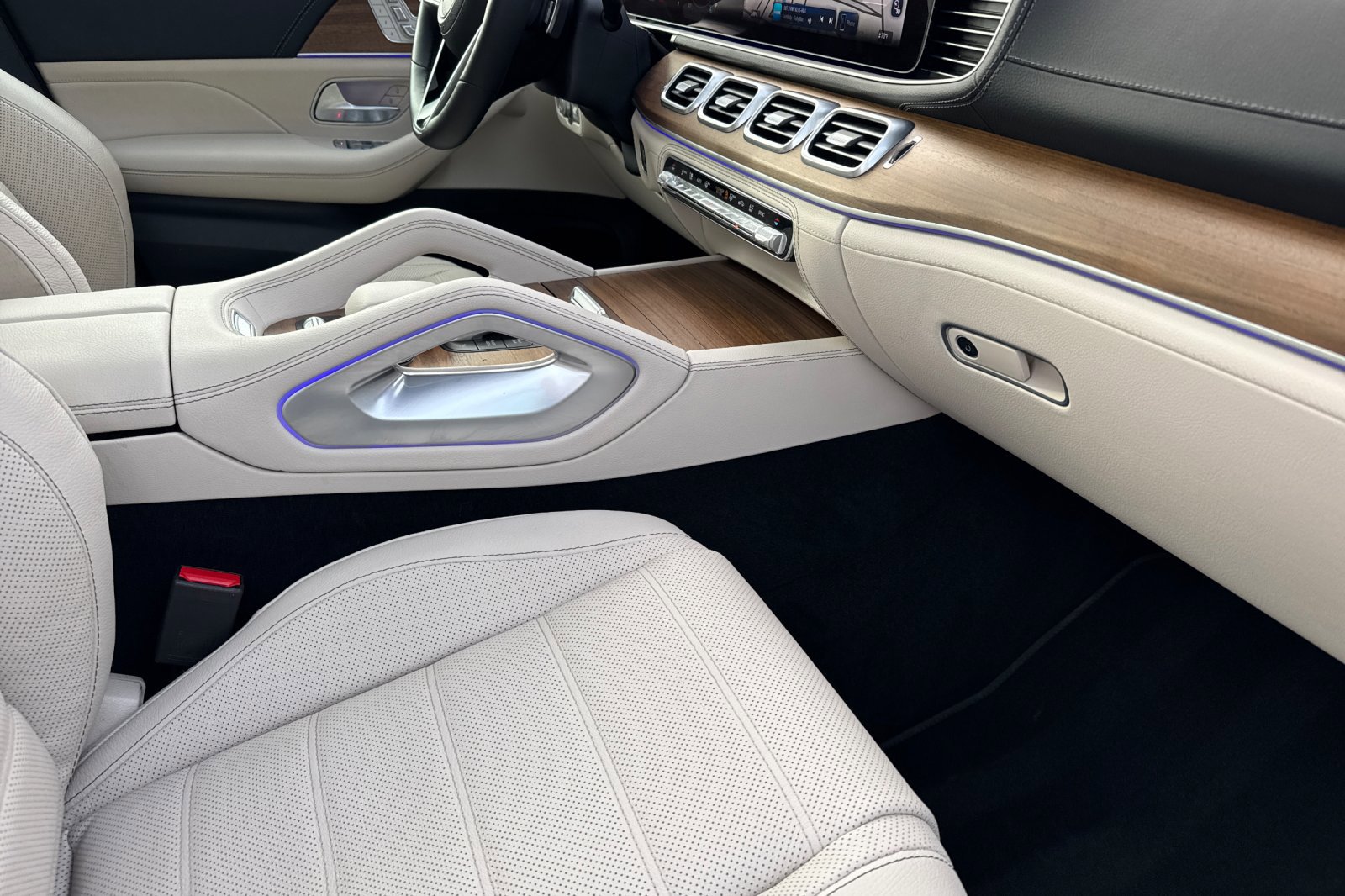 Certified 2024 Mercedes-Benz GLE 450 4MATIC image 16